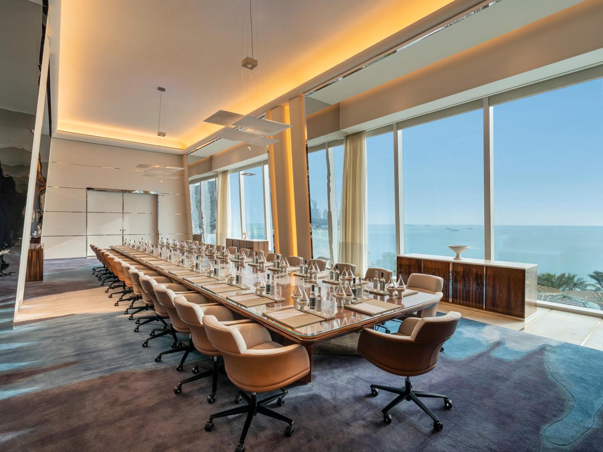 Fairmont Doha Hotel Lusail Luaran gambar Boardroom