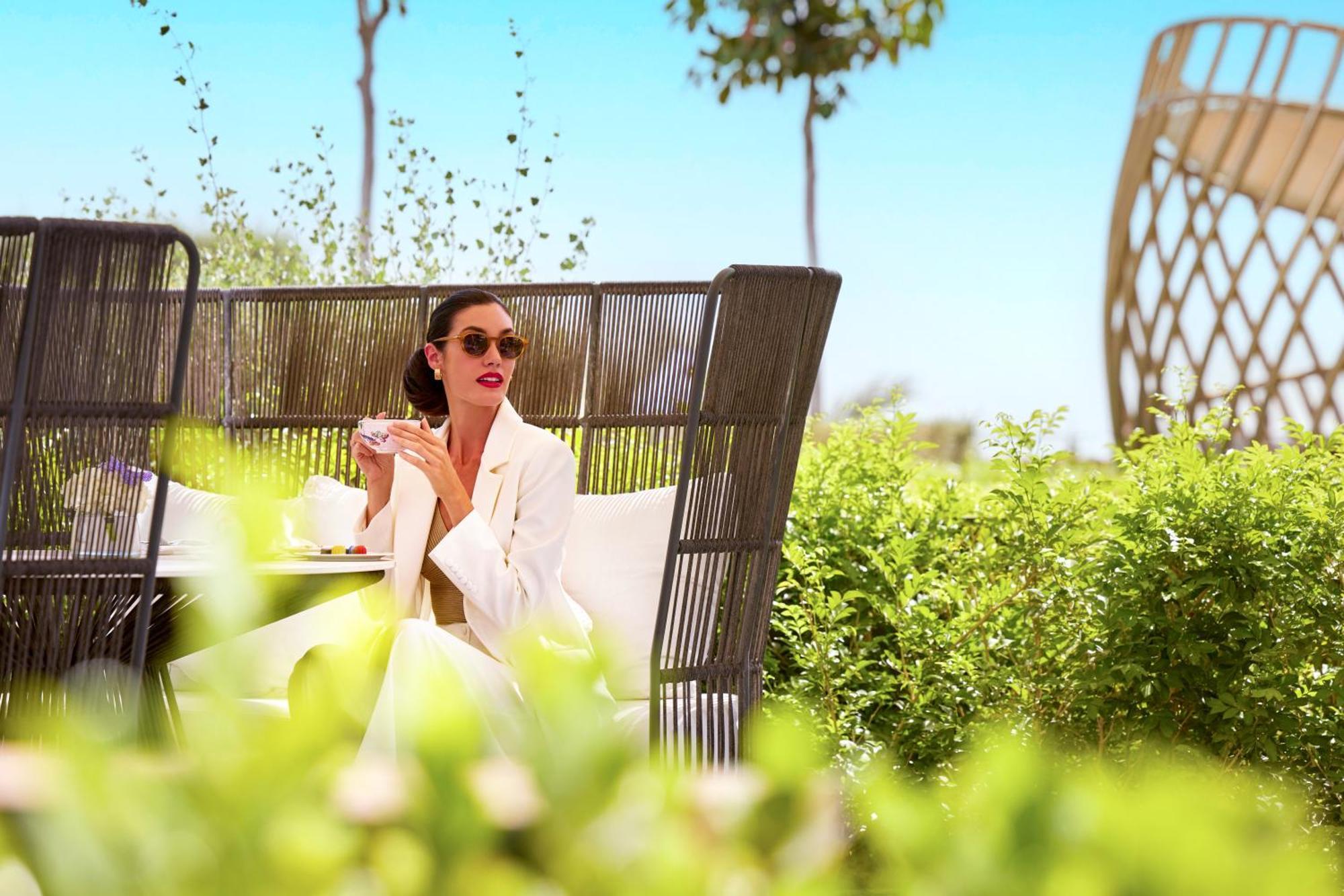Fairmont Doha Hotel Lusail Luaran gambar The resort's gardens
