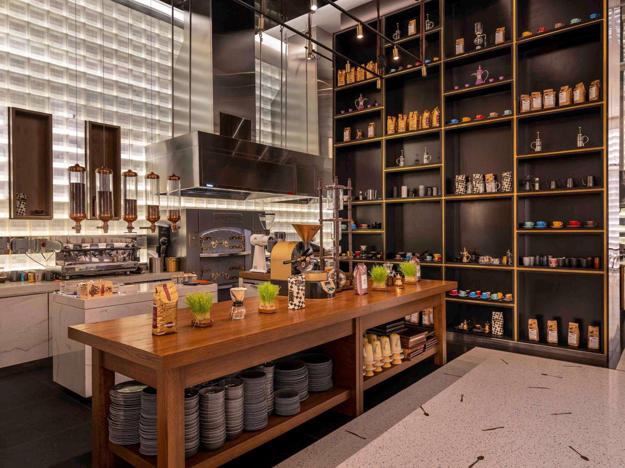 Fairmont Doha Hotel Lusail Luaran gambar The R&D kitchen at the Starbucks Reserve Roastery in Seattle