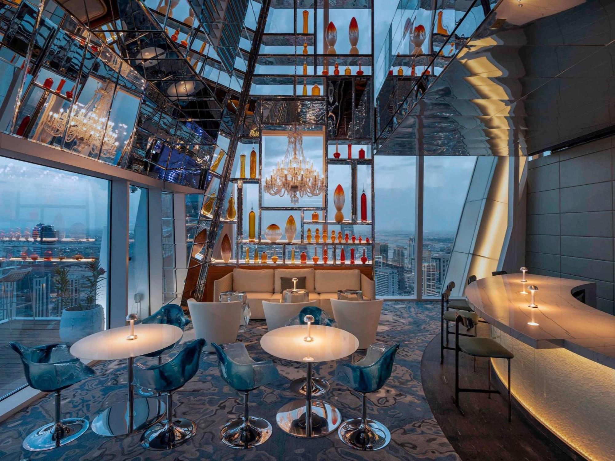 Fairmont Doha Hotel Lusail Luaran gambar The Sky Bar