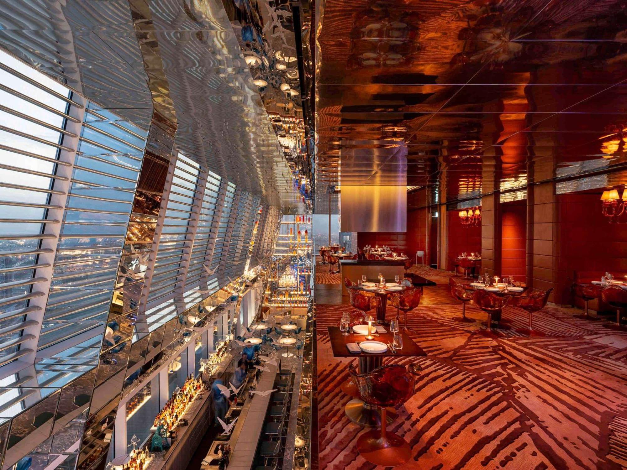 Fairmont Doha Hotel Lusail Luaran gambar The interior of the restaurant